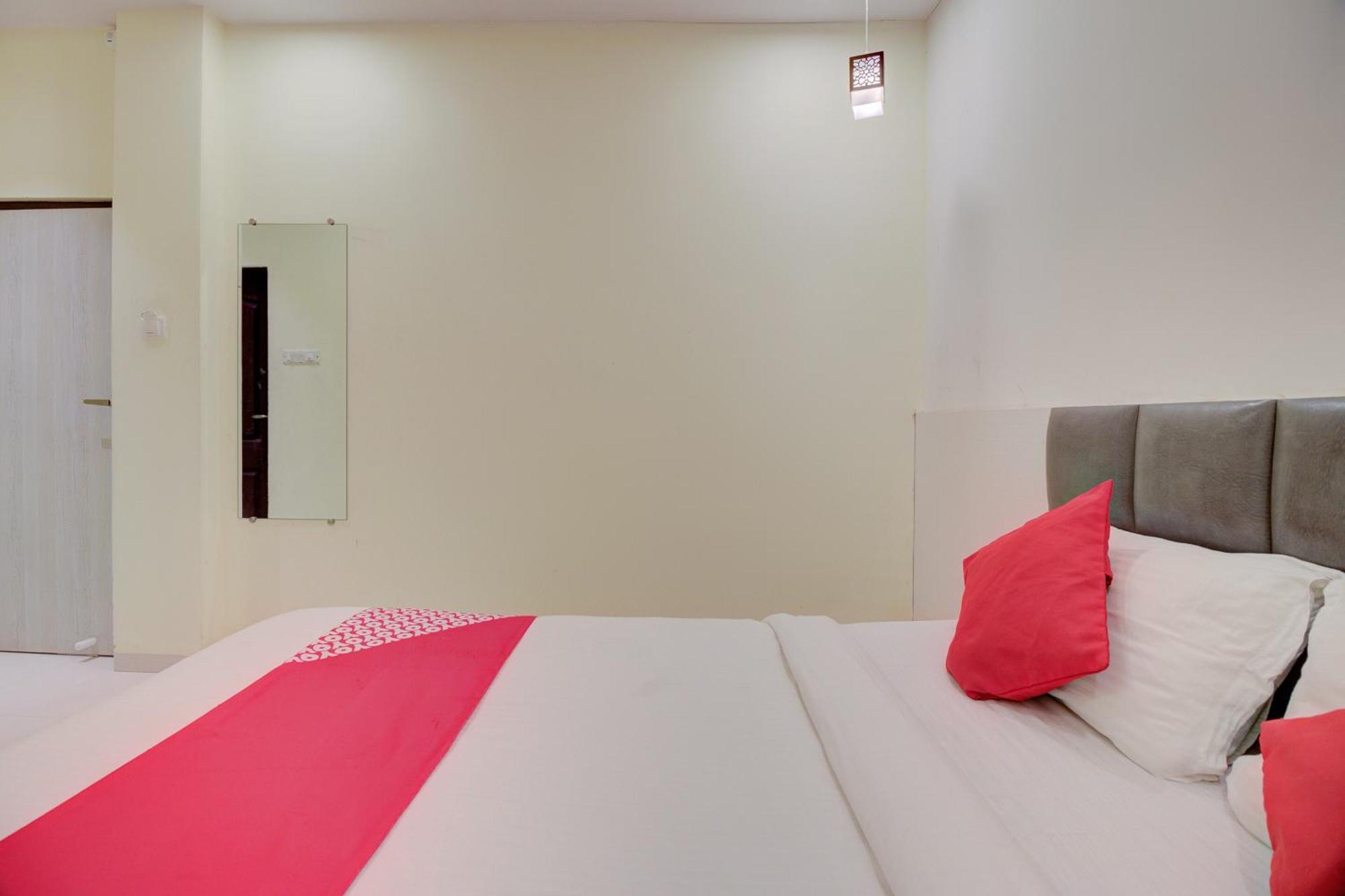 Hotel O Shiv Ganga Inn Varanasi Exterior photo