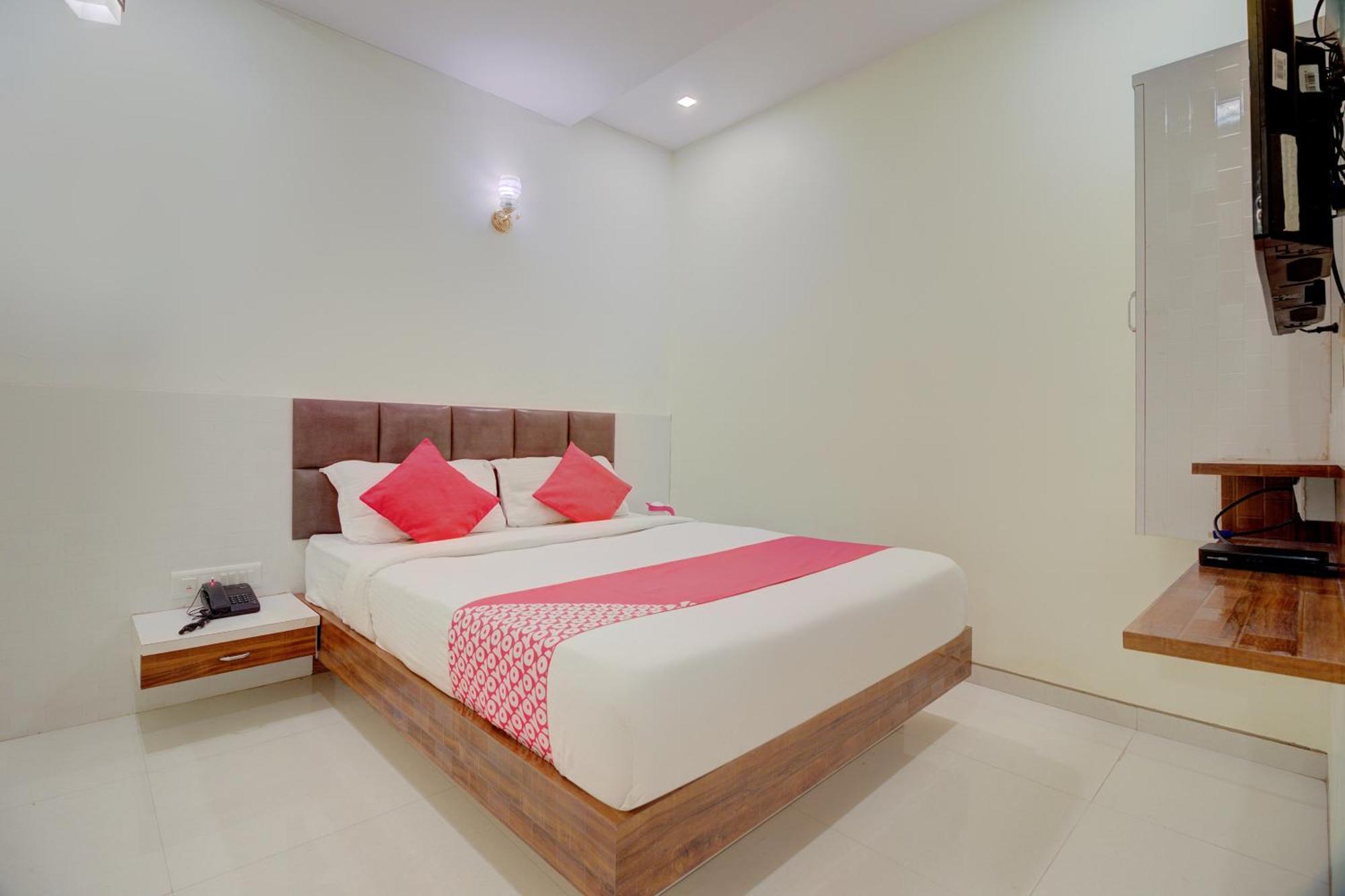 Hotel O Shiv Ganga Inn Varanasi Exterior photo